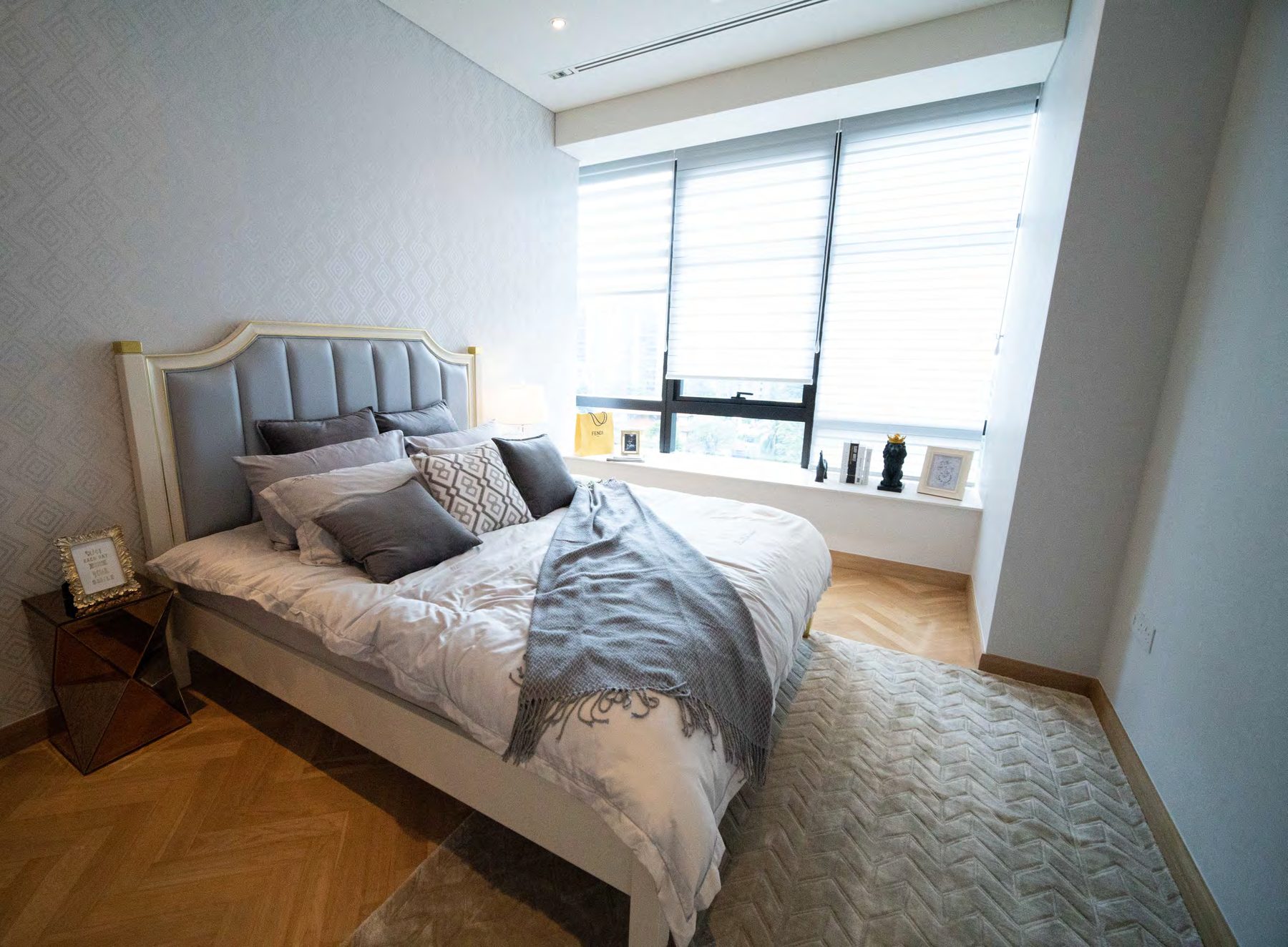 Bedroom (showflat)